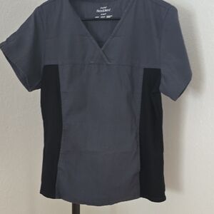 Women's Gray and Black Top